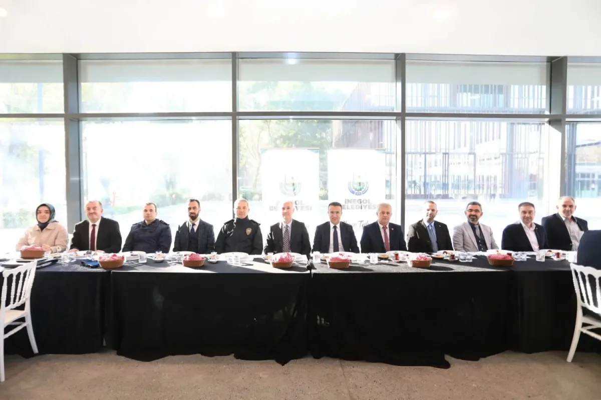 İnegöl’de Muhtarlar Günü Törenle Kutlandı