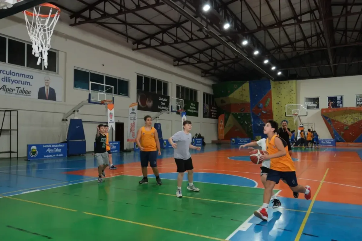 İnegöl’de Basketbol Dolu Hafta Sonu: 210 Sporcu Buluştu