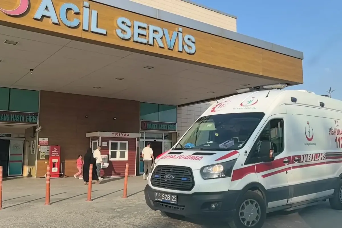 İnegöl'de üzerine Kalas Düşen İşçi Ağır Yaralandı