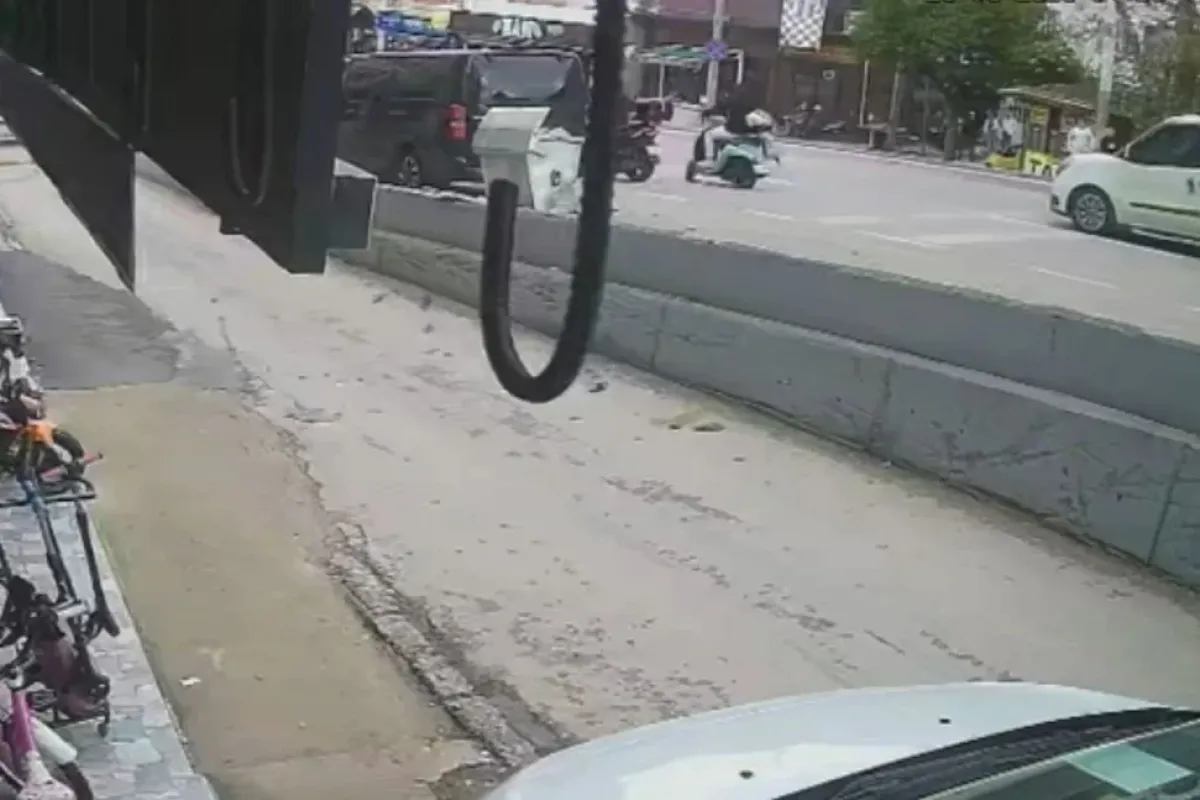Bursa'da dehşete düşüren kaza! Hem yaya hem sürücü hastaneye kaldırıldı