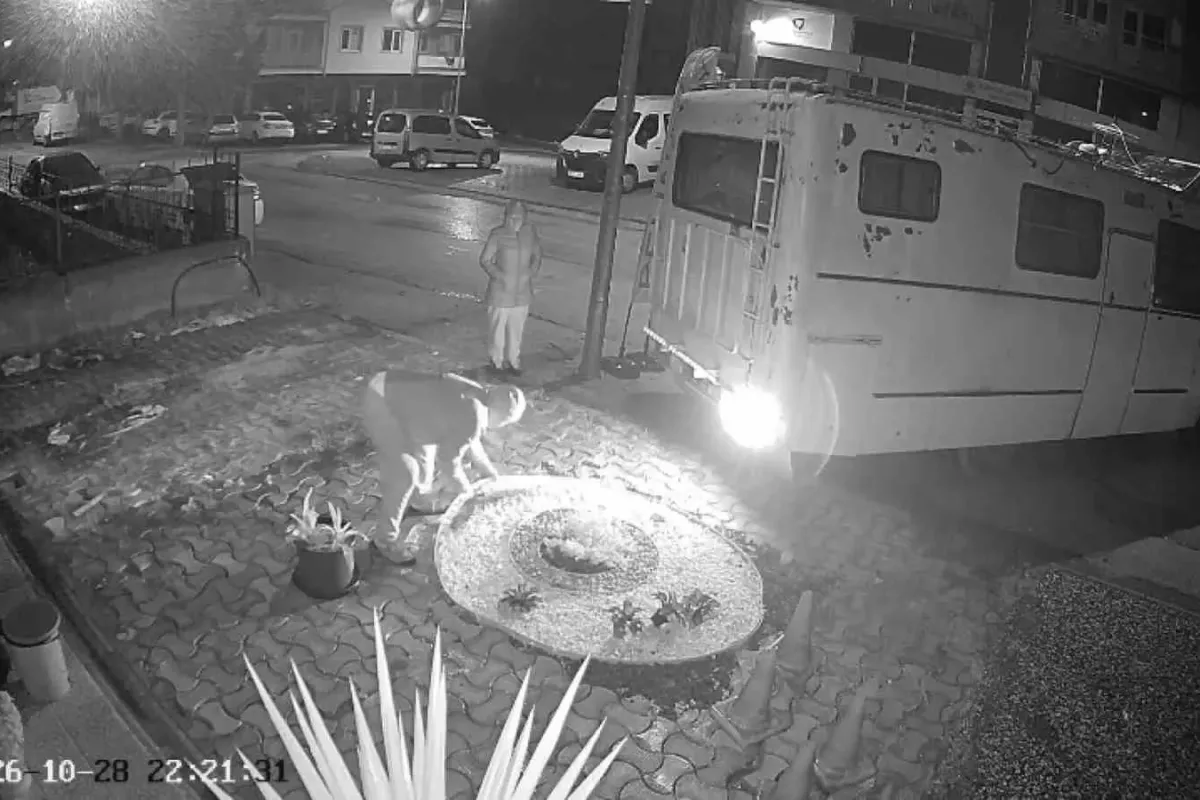 Bursa’da inanılmaz kiracı-mülk sahibi gerilimi kamerada