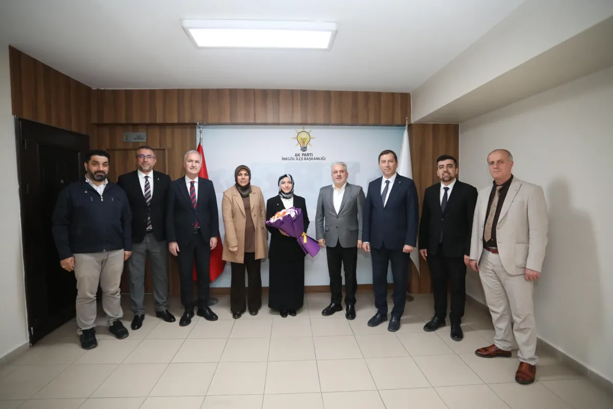 Gözde Çelik AK Parti saflarına katıldı