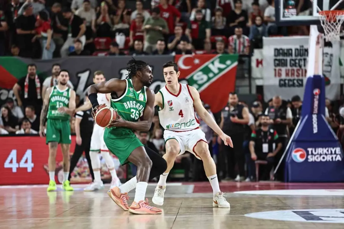 Karşıyaka, Bursaspor deplasmanında