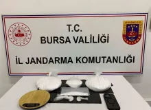 Bursa’da jandarmadan uyuşturucu operasyonu: 2 kilo 355 gram metamfetamin ele geçirildi