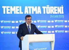 Cumhurbaşkanı Yardımcısı Cevdet Yılmaz Bursa’da: 210 milyon dolarlık Lojistik Park’ın temeli atıldı