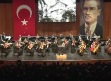 Bursa’da Cumhuriyet coşkusu senfonik ezgilerle yükseldi