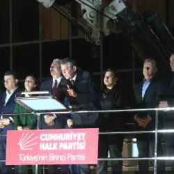 Özgür Özel’den Bursa mitinginde Bozbey davası çağrısı