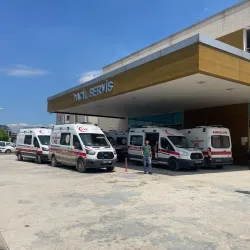 İnegöl'de bir okulda 32 öğrenci hastaneye kaldırıldı