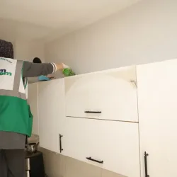 İnegöl’de iki kardeşin evi baştan sona yenilendi