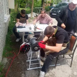 İnegöllü öğrencilerden bayram öncesi anlamlı hizmet