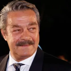 Kadir İnanır entübe edildi