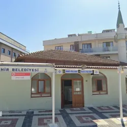 İnegöl’de Cuma Namazında İmam Krizi! Cemaat Başka Camilere Gitti