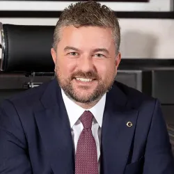 İzmir Buca Belediye Başkanı Görkem Duman gözaltına alındı