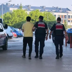 İnegöl'de uyuşturucu operasyonu: 64 şüpheli yakalandı, 58 tutuklama