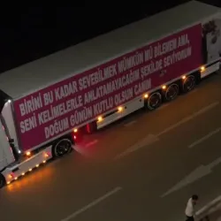 6 yıllık aşkı tır dorsesine taşıdı