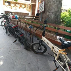 İnegöl'de pes dedirten görüntü! Esnaf da bunu yapıyorsa...