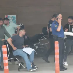 İnegöl'de çay bahçesinde ortalık karıştı! 2 kişi hastaneye kaldırıldı