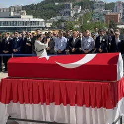 Bursalı savcı duruşmada hayatını kaybetti!
