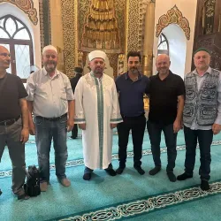 Cuma namazında bir ilk!