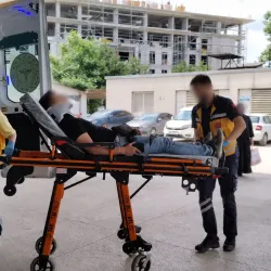 İnegöl'de feci kaza! Sürücü hastaneye kaldırıldı
