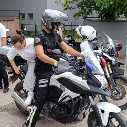 YKS’ye Dakikalar Kala Büyük Panik! İnegöl’de Polis Öğrenciyi Sınava Yetiştirdi