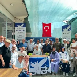 Millet Partisi Mustafakemalpaşa'da Kongreye Gitti! Kadir Kurt Güven Tazeledi