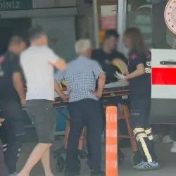 İnegöl'de can pazarı! Aynı aileden çok sayıda kişi hastaneye kaldırıldı
