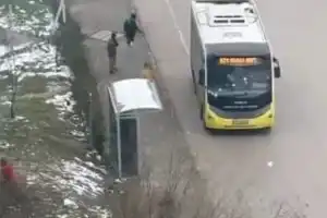 İnegöl'de şoför sopayla çocukları kovaladı!