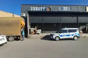 İnegöl'de mobilya firmasında para alamayan işçiler ayaklandı!