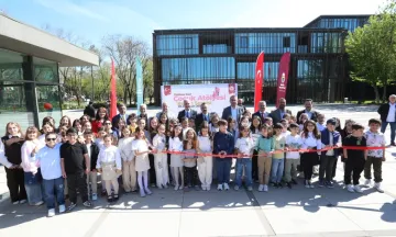 İnegöl’de 150 öğrenciden sanat gösterisi