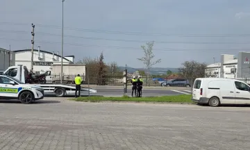 İnegöl'de metrelerce sürüklenen sürücü ağır yaralandı