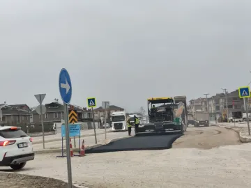 Bozbey İnegöl'de o caddeyi yerinde inceledi