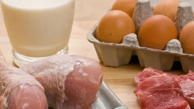 Beyaz et yükseliyor, süt düşüyor!