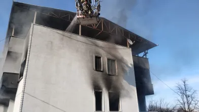 İnegöl'de korku dolu anlar! Yangın 3. kata dayandı