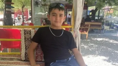 11 yaşındaki çocuğun kullandığı motosiklet  hayatına mâl oldu