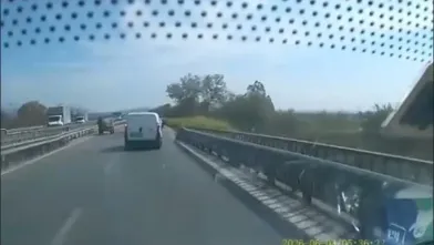 Trafikte herkesin canını hiçe saydı!