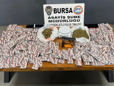 Polisin "dur" ihtarına uymadı! Üzerinden binlerce hap çıktı