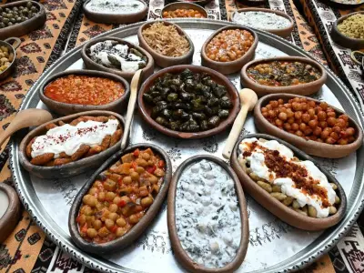 Turistler bu Türk lezzetini tatmak için akın akın sıraya giriyor