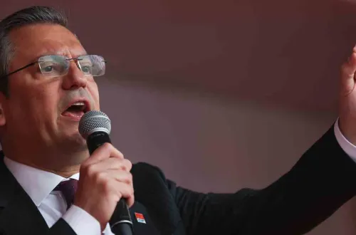 Özgür Özel cephesinde yeni partiye ait logonun görseli gündem oldu