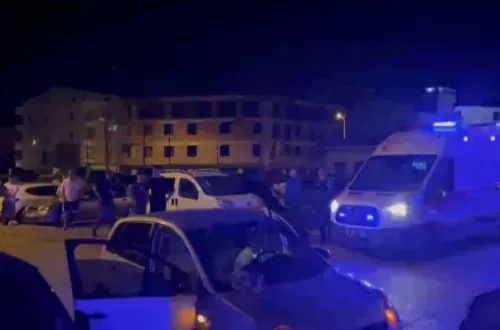 Bursa Osmangazi'de bıçaklı kavga: Bir kişi bacağından yaralandı