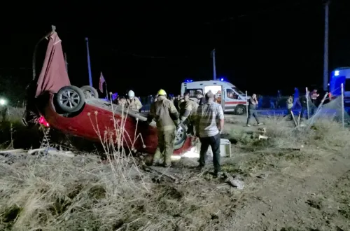 Takla Atan Otomobilde Can Pazarı! Sürücü Ağır Yaralı