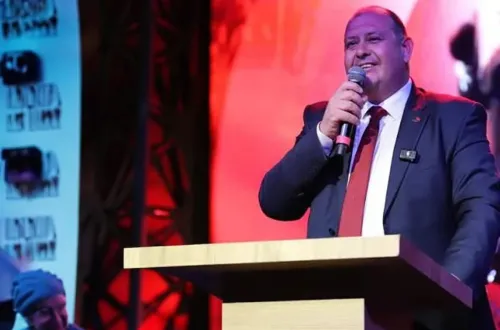 İlkay Çiçek'e Ait Olduğu İddia Edilen Mesajlar Gündem Yarattı