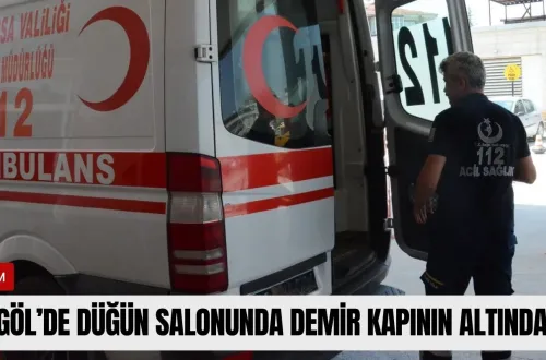 İnegöl'de düğün salonunda demir kapının altında kaldı!