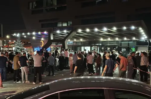 15 yaşındaki çocuk üvey babasını yatak odasında öldürdü!
