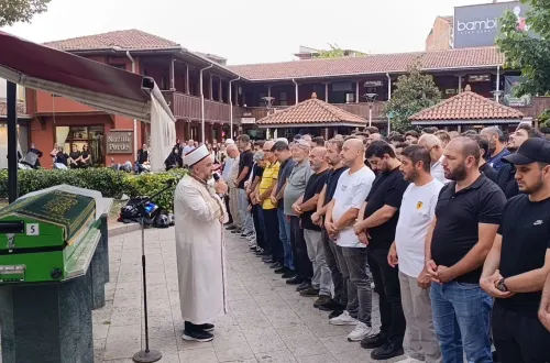 Üniversite hayali yarım kaldı arkadaşları tabutunu omuzladı