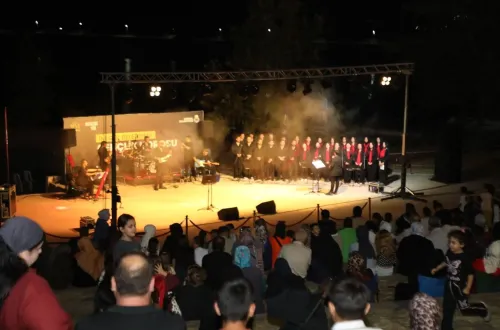 İnegöl’de Kurtuluşun 104. Yılı Yeniceköy’de Konserle Kutlandı