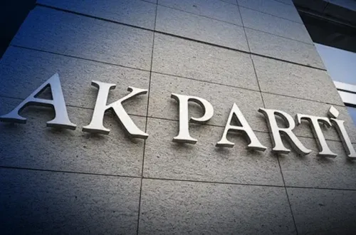4 belediye başkanı AK Parti'ye geçti: Listede üç CHP'li isim var