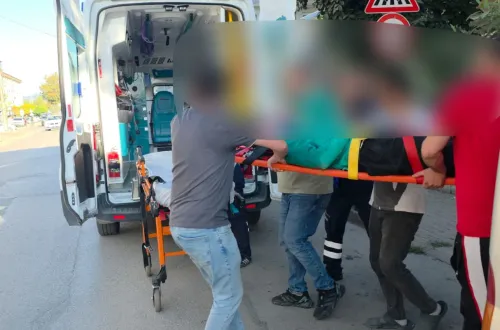 İnegöl'de 20 yaşındaki genç 3. kattan düştü!