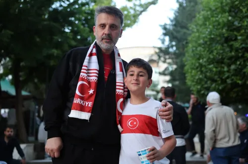 Maça gidemeyenler buraya! Bursa’da dev ekran kuruluyor