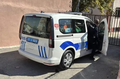 Okulda öğrenciler fark etti! Çantasında silah bulunan öğrenci gözaltında